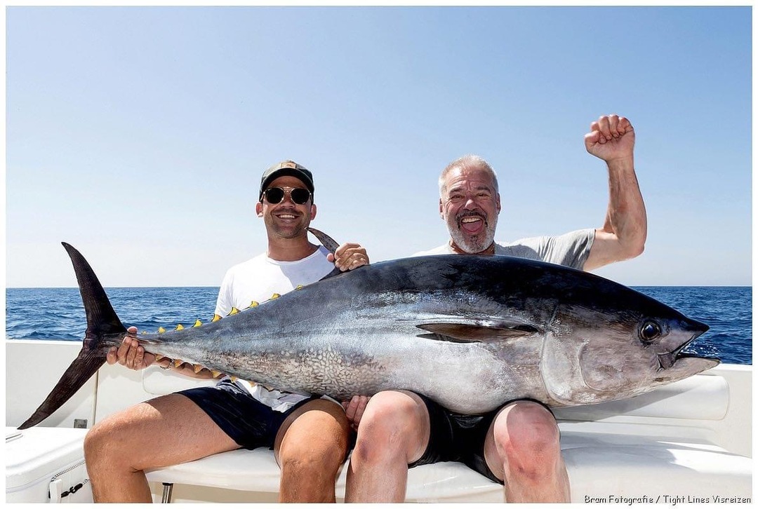 Big Game in Balearen-Gewässern — riesiger Blauflossen-Thunfisch an Bord
